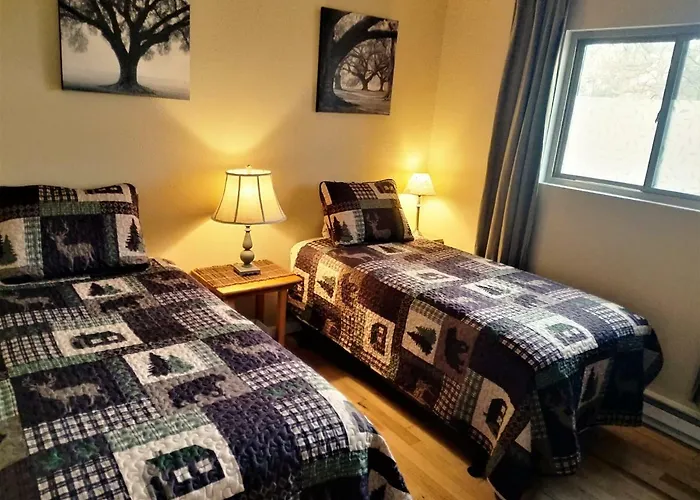 Cozy Mountain With Deck And Firepit-1 Mile From Downtown Flagstaff! Holiday home *